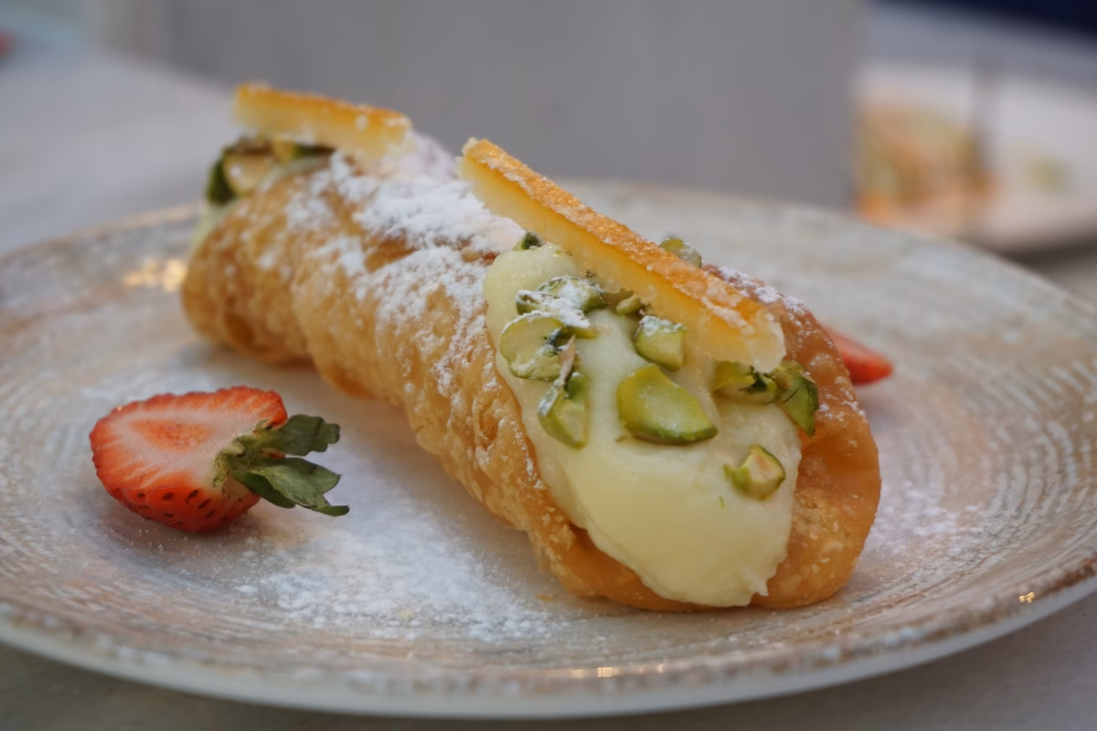 ¿Qué quiere decir cannoli en italiano?