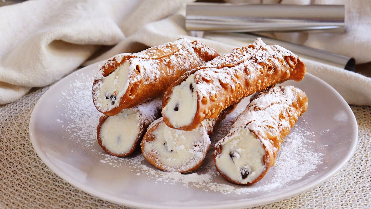 ¿Un cannoli se considera un pastel?