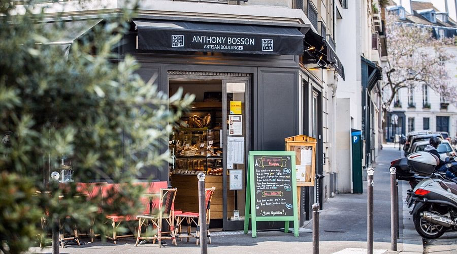 Who is the famous Lebanese chef in Paris?