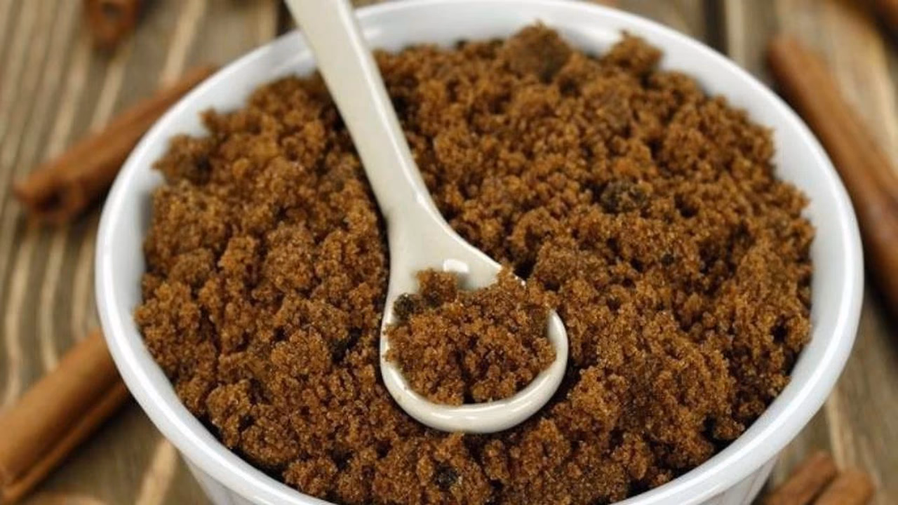 ¿Para qué se utiliza el azucar mascabado en repostería?