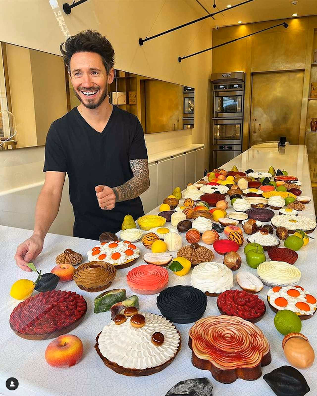 How many restaurants does Cedric Grolet have?