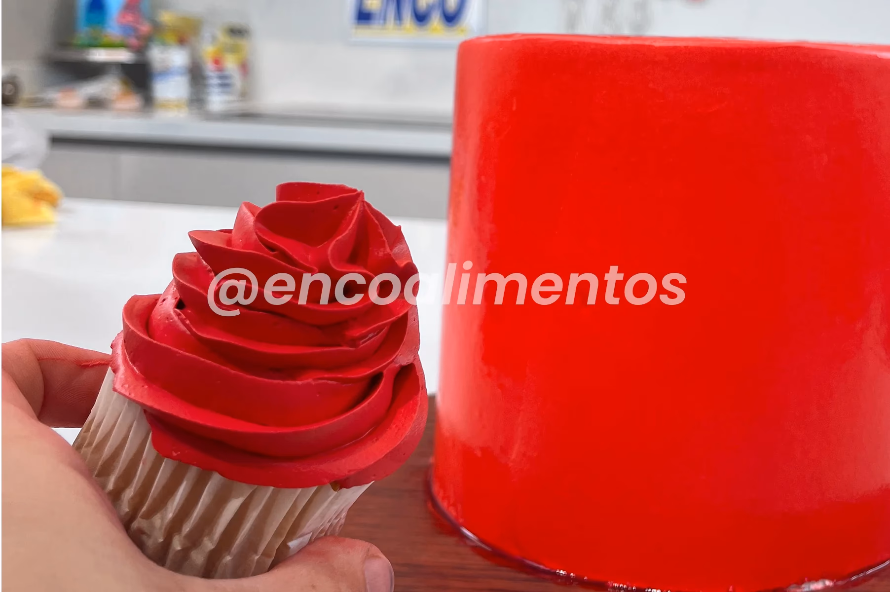 ¿Qué significa el color rojo en un pastel?