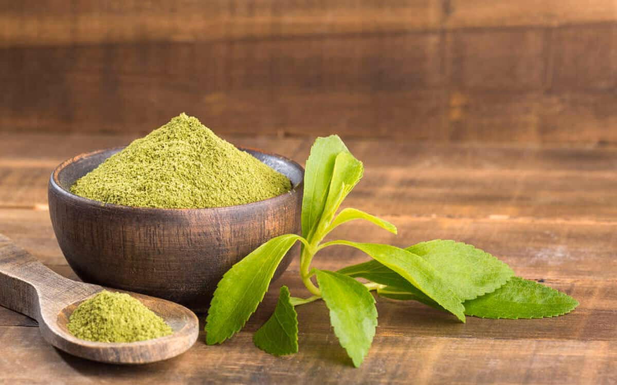 ¿Cómo utilizar las hojas de stevia en repostería?