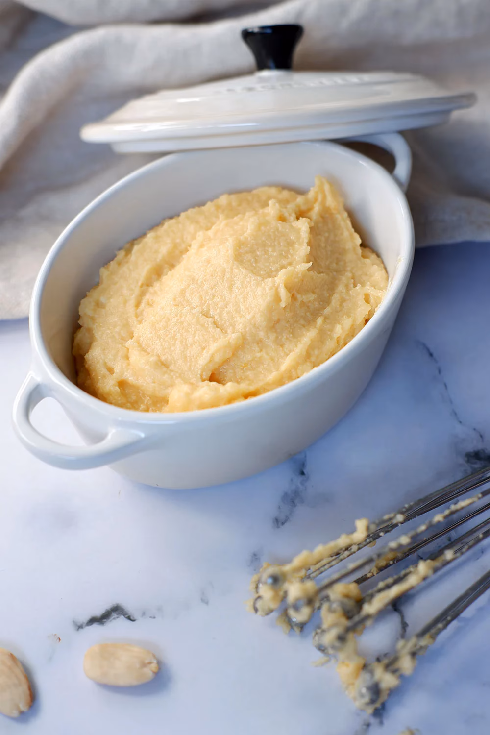 ¿Para qué sirve la crema de almendras?