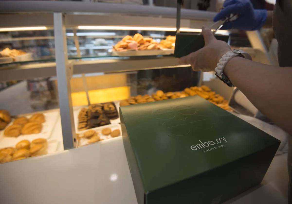 ¿Qué pastelería famosa cierra en Madrid?