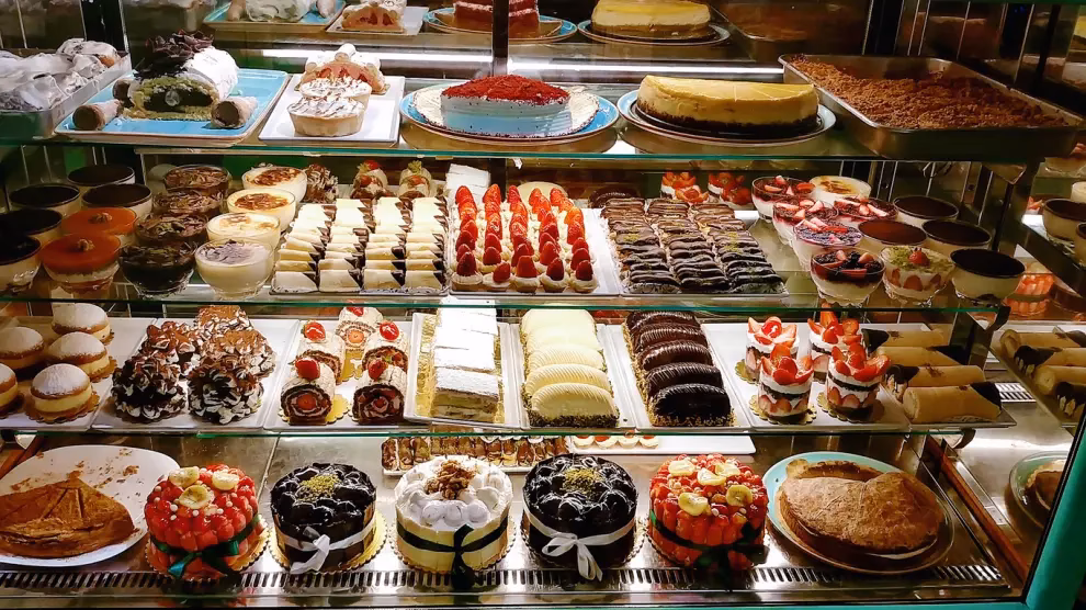 ¿Qué pastelería famosa cierra en Madrid?