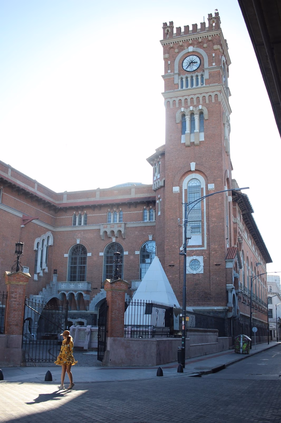 ¿Qué colectivo me deja en la Usina del Arte?