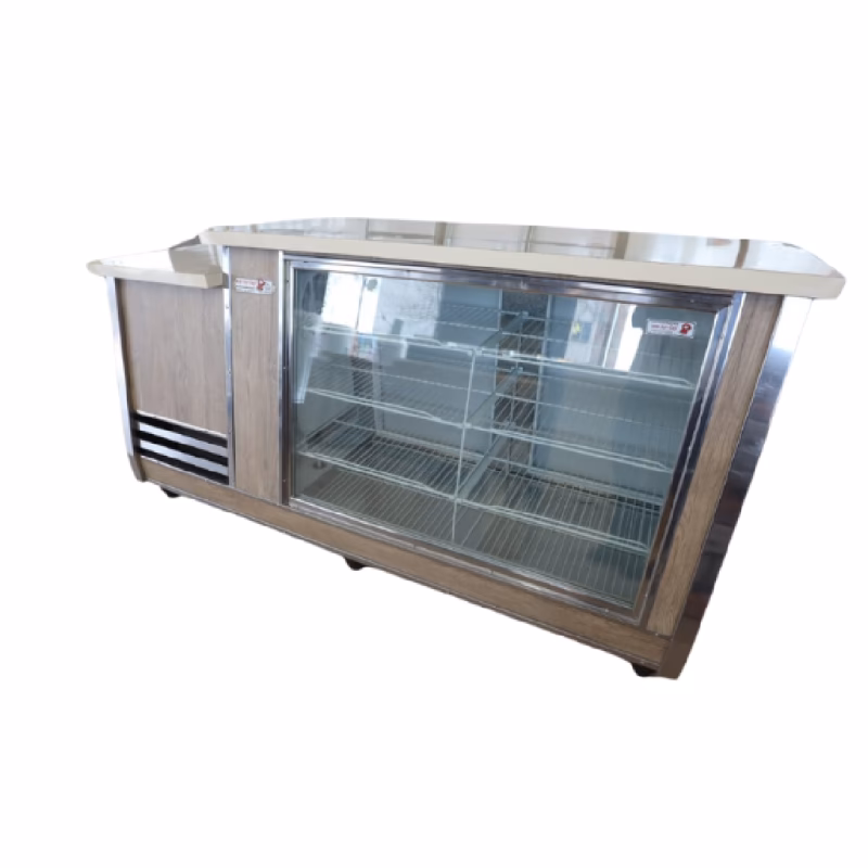 ¿Cuánto tarda en enfriar una heladera exhibidora?