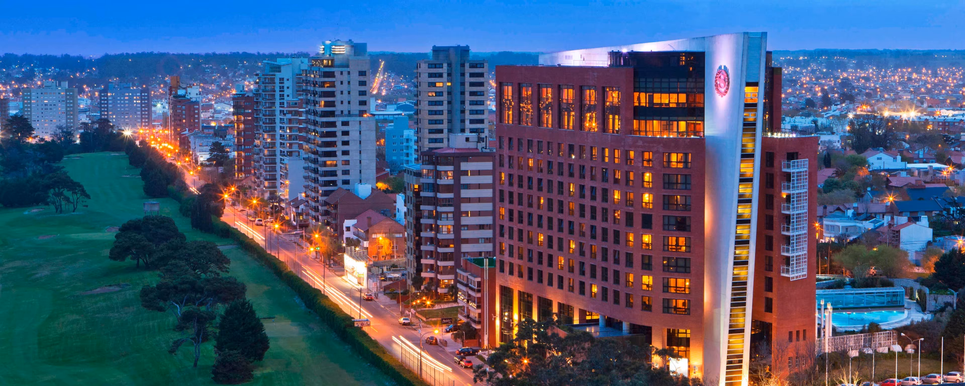 ¿Cuántas estrellas tiene el hotel Sheraton?
