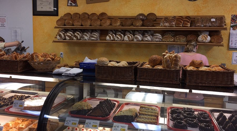 ¿Quién es el propietario de Ralph German Bakery?