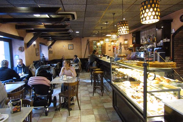 ¿Por qué es más famosa Andorra?