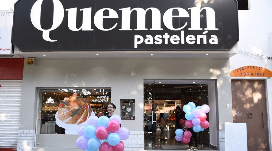 ¿Cuánto cuesta un pastel de quemen?