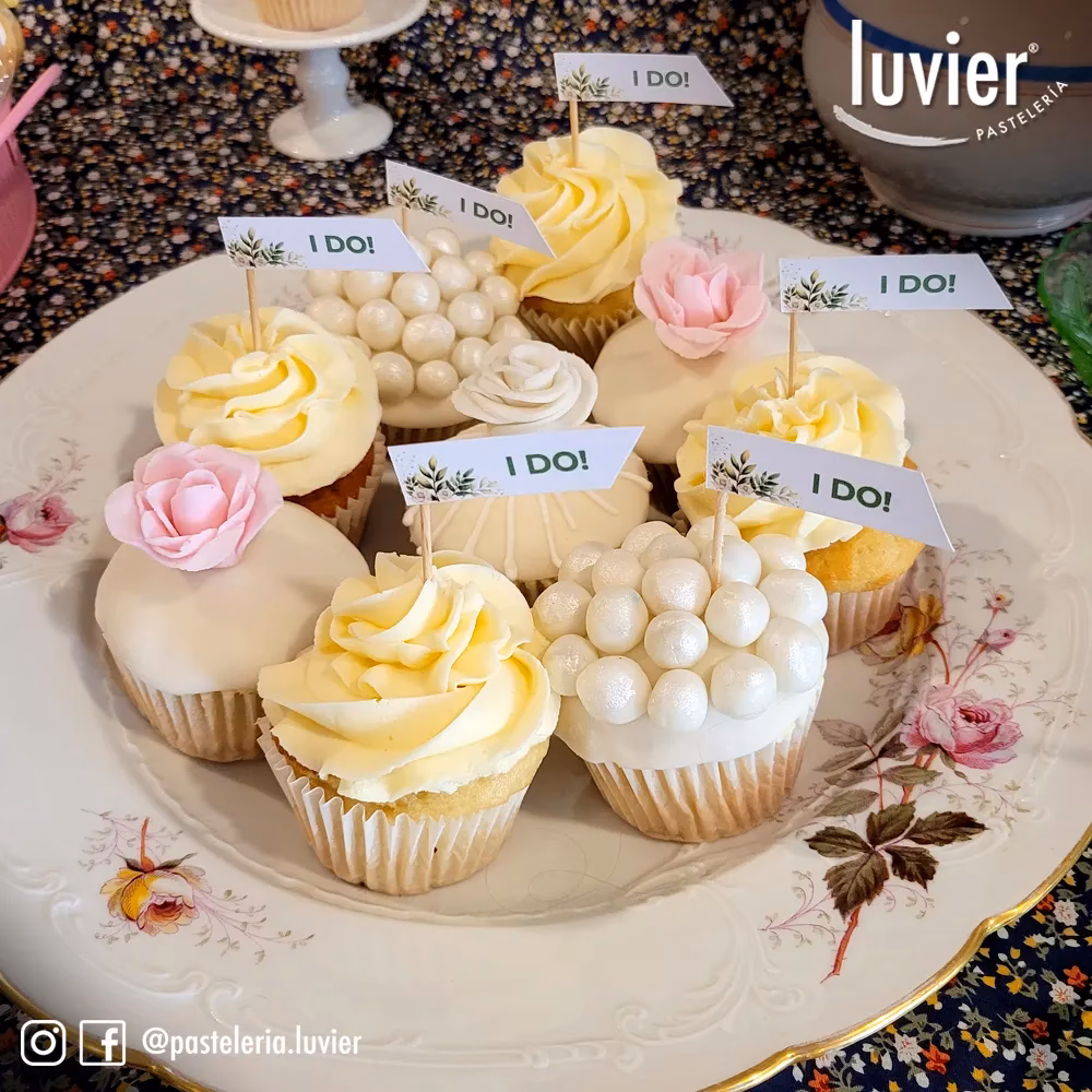 ¿Es más barato comprar cupcakes o un pastel?